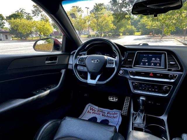 Photo of 2019 Scarlet Red Hyundai SONATA