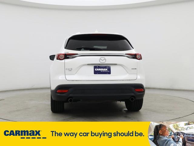 Photo of 2023 White Mazda CX-9
