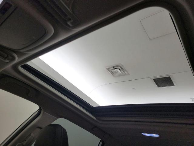 Photo of 2022 White Subaru Forester