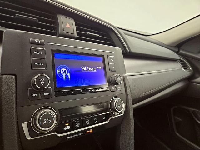 Photo of 2016 Blue Honda Civic
