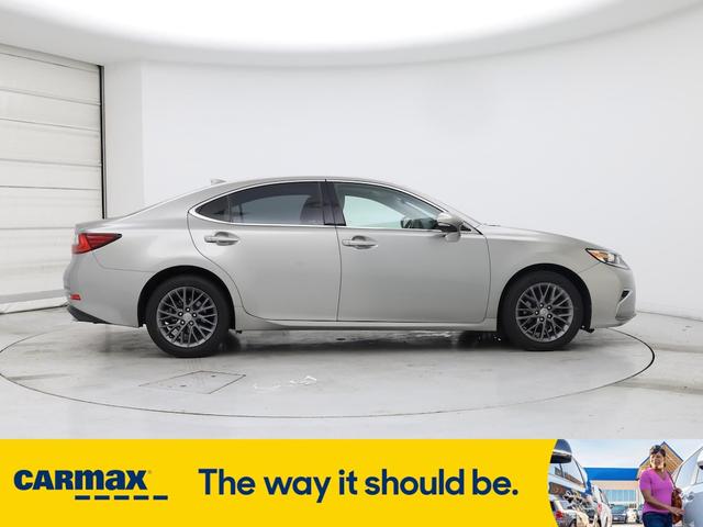 Photo of 2018 Silver Lexus ES 350