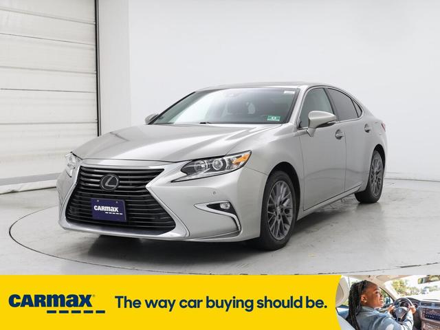 Photo of 2018 Silver Lexus ES 350
