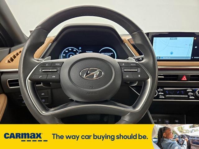 Photo of 2023 Black Hyundai SONATA