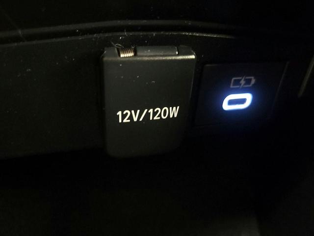 Photo of 2023 Gray Toyota Corolla Hatchback