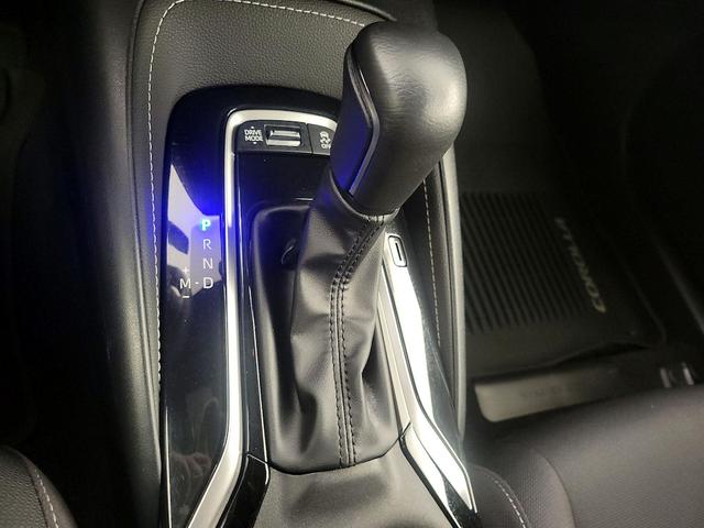 Photo of 2023 Gray Toyota Corolla Hatchback