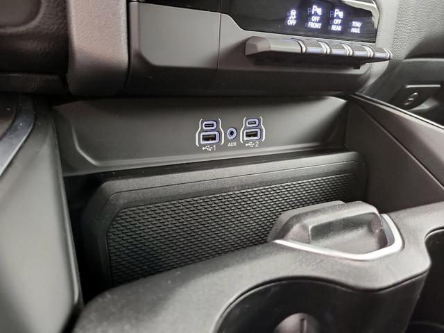 Photo of 2025 Gray RAM 1500