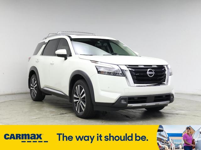 2022 Nissan Pathfinder