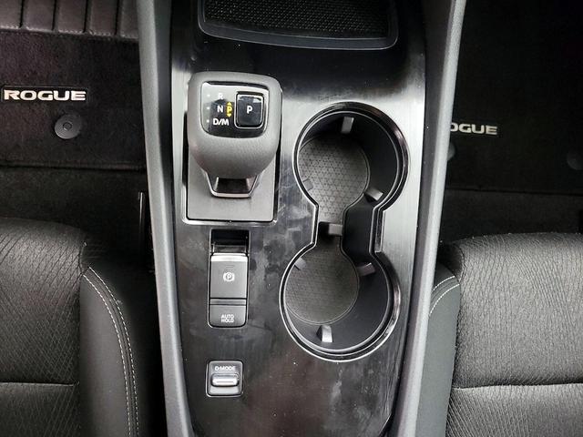 Photo of 2024 Gray Nissan Rogue