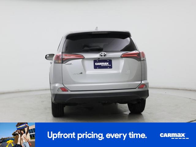 Photo of 2018 Silver Toyota RAV4