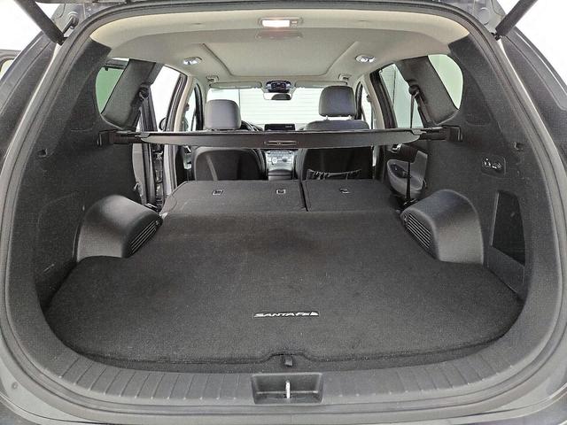 Photo of 2023 Gray Hyundai SANTA FE