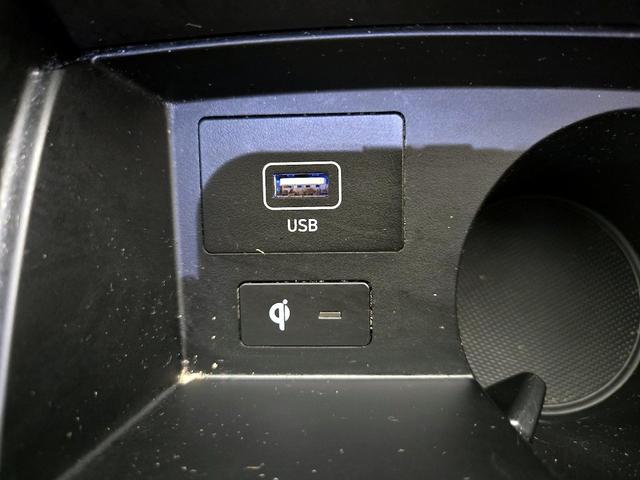 Photo of 2023 Gray Hyundai SANTA FE