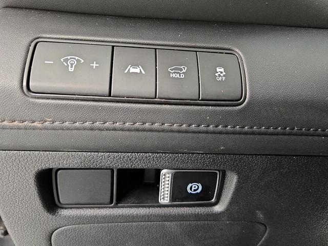 Photo of 2023 Gray Hyundai SANTA FE