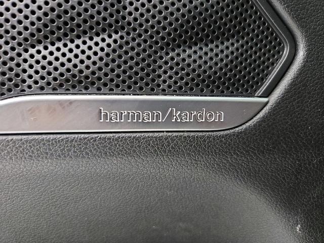 Photo of 2023 Gray Hyundai SANTA FE