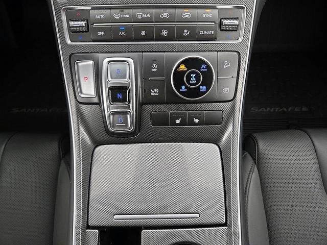 Photo of 2023 Gray Hyundai SANTA FE