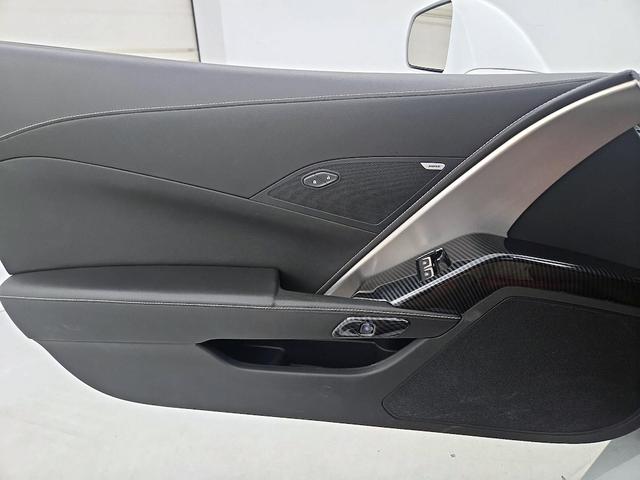 Photo of 2019 White Chevrolet Corvette