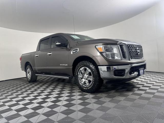Photo of 2017 Java Metallic Nissan Titan