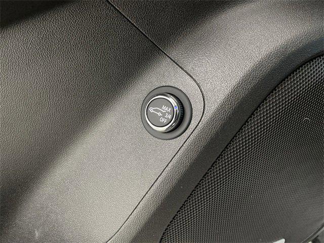 Photo of 2023 Summit White GMC Acadia