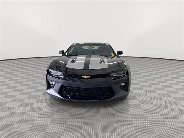 Photo of 2018 Mosaic Black Metallic Chevrolet Camaro
