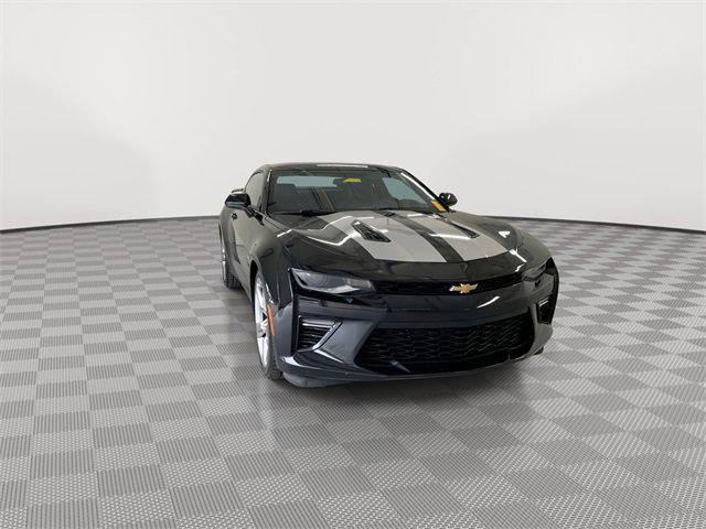 Photo of 2018 Mosaic Black Metallic Chevrolet Camaro