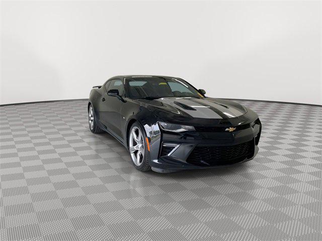 Photo of 2018 Mosaic Black Metallic Chevrolet Camaro