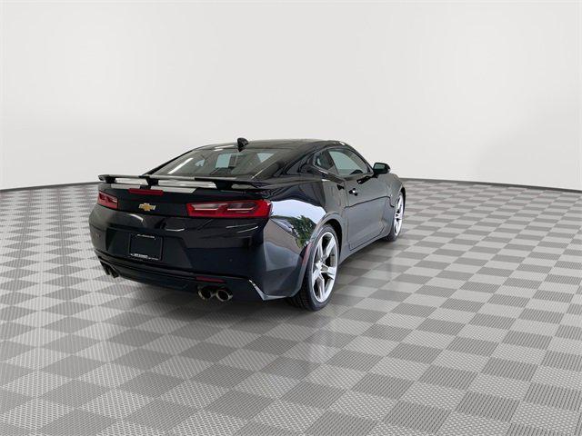 Photo of 2018 Mosaic Black Metallic Chevrolet Camaro