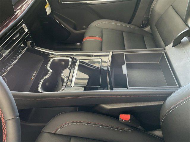Photo of 2025 Sterling Gray Metallic Chevrolet Traverse