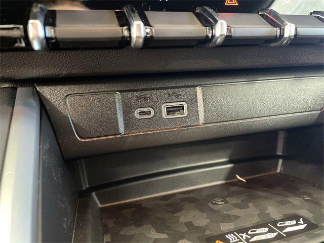 Photo of 2025 Sunrise Orange Chevrolet Colorado