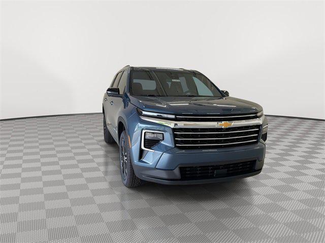 Photo of 2025 Lakeshore Blue Metallic Chevrolet Traverse
