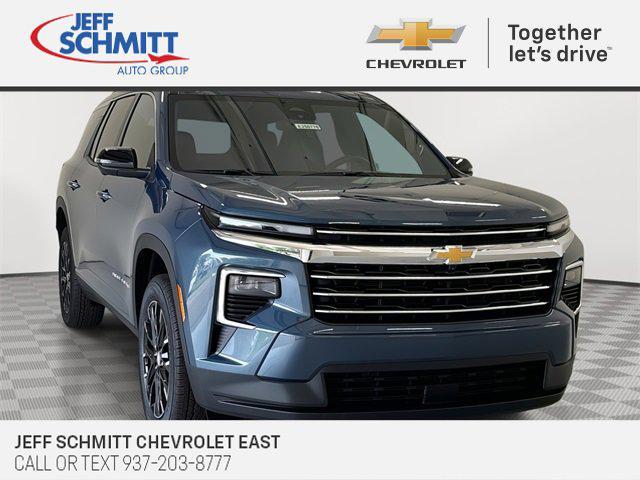 Photo of 2025 Lakeshore Blue Metallic Chevrolet Traverse