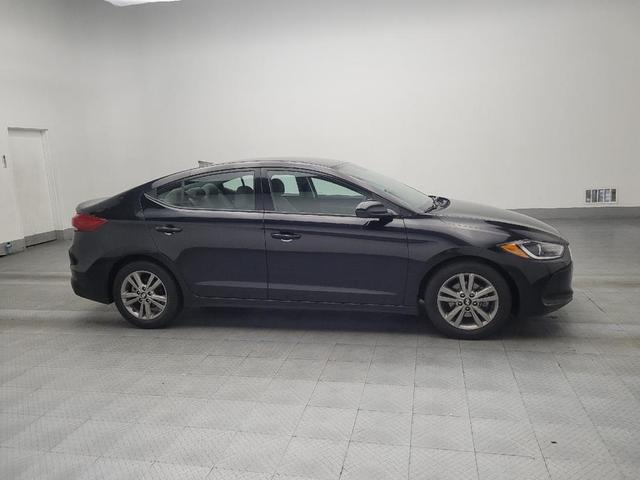 Photo of 2018 Phantom Black Hyundai ELANTRA