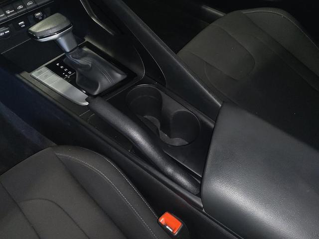 Photo of 2023 Onyx Black Hyundai ELANTRA