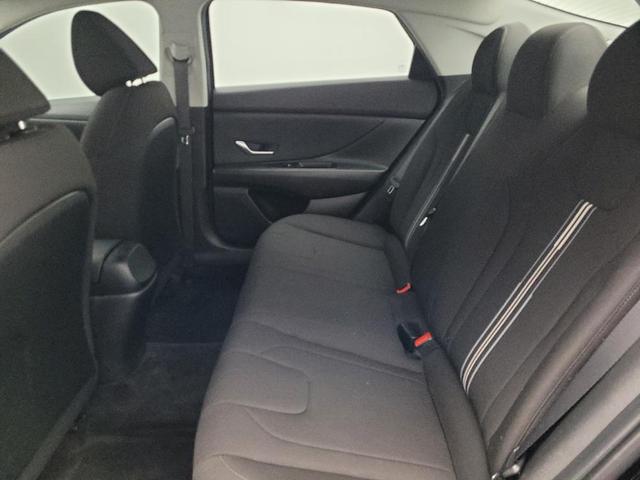 Photo of 2023 Onyx Black Hyundai ELANTRA