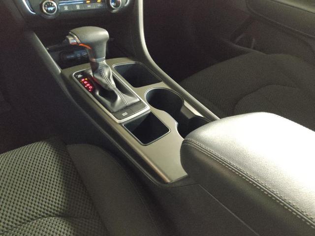 Photo of 2019 Snow White Pearl Kia Optima