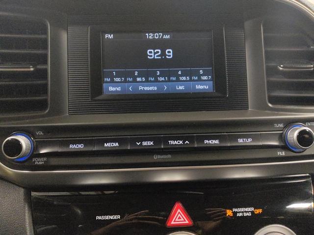 Photo of 2019 Machine Gray Hyundai ELANTRA