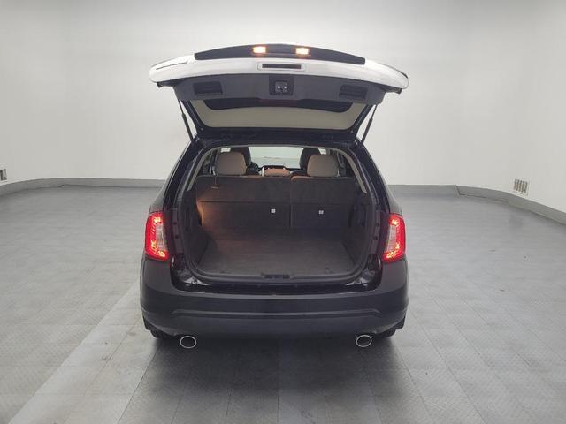 Photo of 2014 Tuxedo Black Metallic Ford Edge