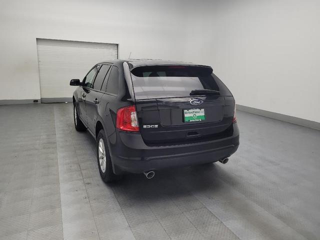 Photo of 2014 Tuxedo Black Metallic Ford Edge