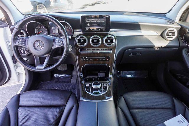 Photo of 2019 Polar White Mercedes-Benz GLC 300