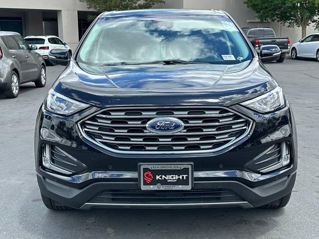 Photo of 2024 Agate Black Metallic Ford Edge