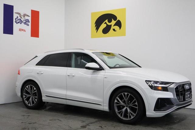 Photo of 2023 Carrara White Audi Q8