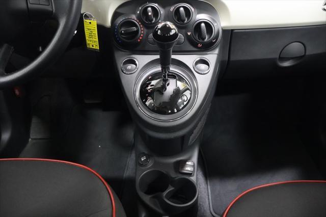 Photo of 2017 Bianco Perla (Pearl White Tri-Coat) FIAT 500