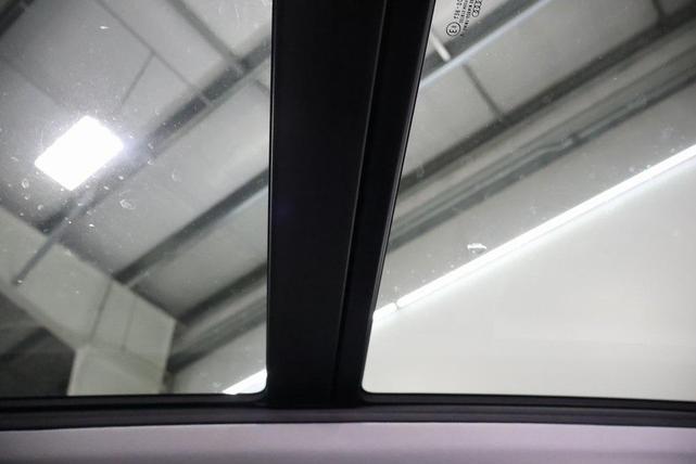 Photo of 2025 Mythos Black Metallic Audi Q5