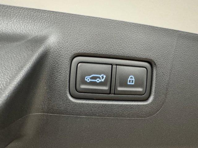 Photo of 2025 Shimmering Silver Hyundai SANTA FE