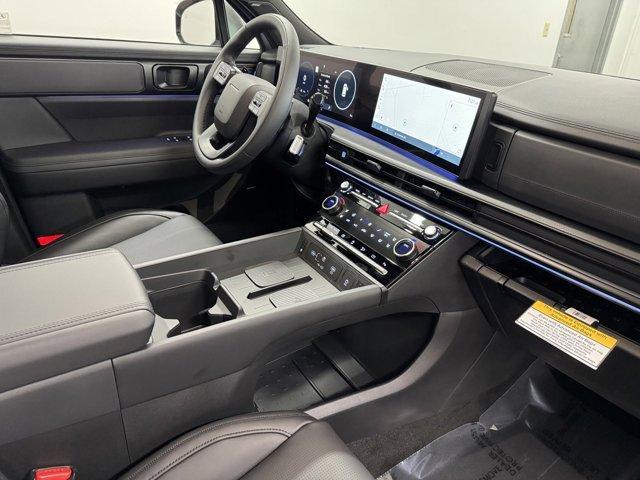 Photo of 2025 Shimmering Silver Hyundai SANTA FE