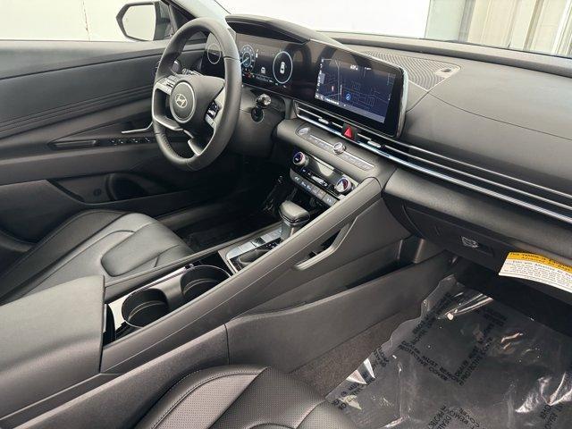 Photo of 2025 Amazon Gray Hyundai ELANTRA HEV