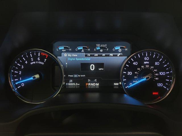 Photo of 2018 White Platinum Ford Expedition