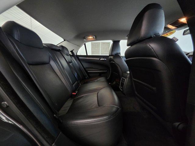 Photo of 2018 Granite Crystal Clearcoat Metallic Chrysler 300