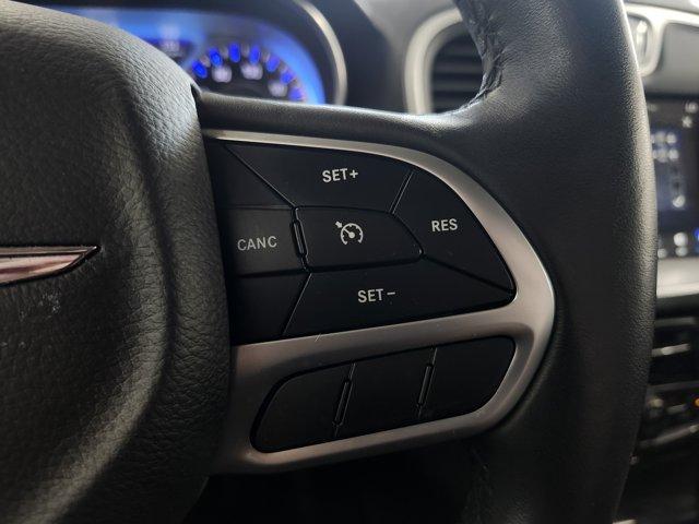 Photo of 2018 Granite Crystal Clearcoat Metallic Chrysler 300