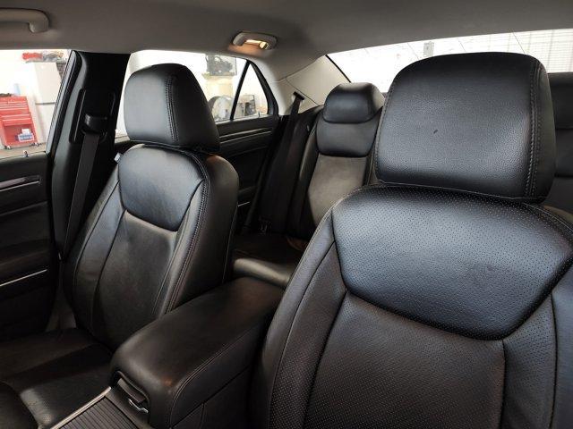 Photo of 2018 Granite Crystal Clearcoat Metallic Chrysler 300