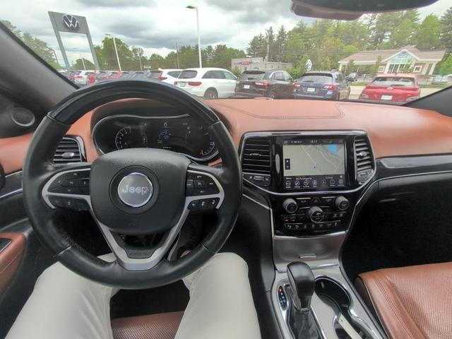 Photo of 2021 Black Jeep Grand Cherokee