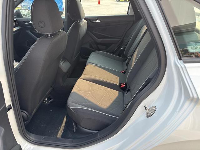 Photo of 2025 Pure White Volkswagen Jetta
